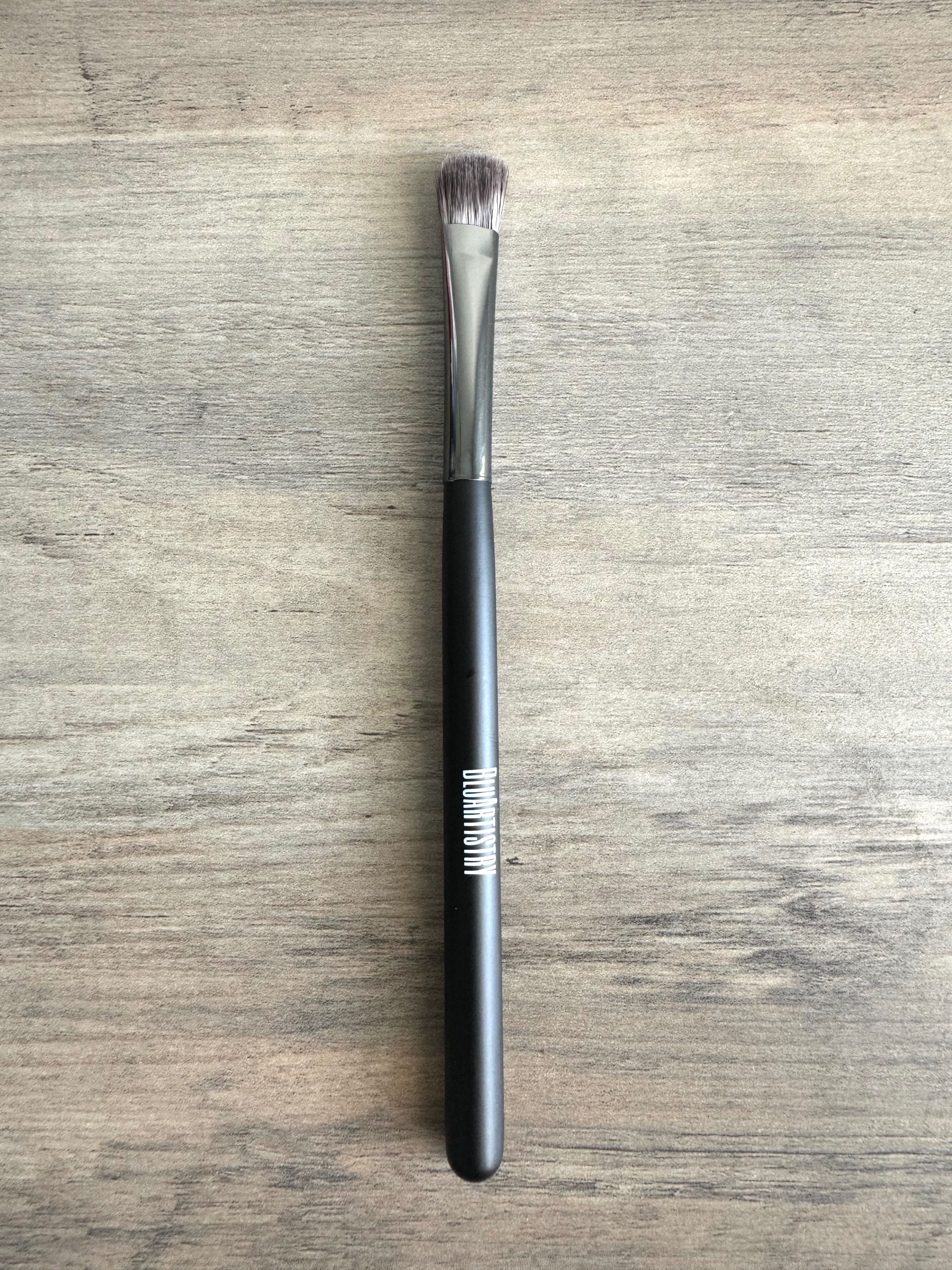 9 Essential Face Brush Collection image 3